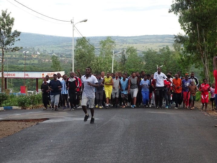 Abitabiriye siporo bahereye kuri kaminuza ya East Africa basoreza kuri kaminuza y'u Rwanda ishami rya Nyagatare.