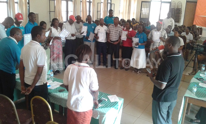 Abitanze ngo amatora akorwe neza bakiriye impamyabushobozi bagenewe n'umuryango wa FPR-Inkotanyi.