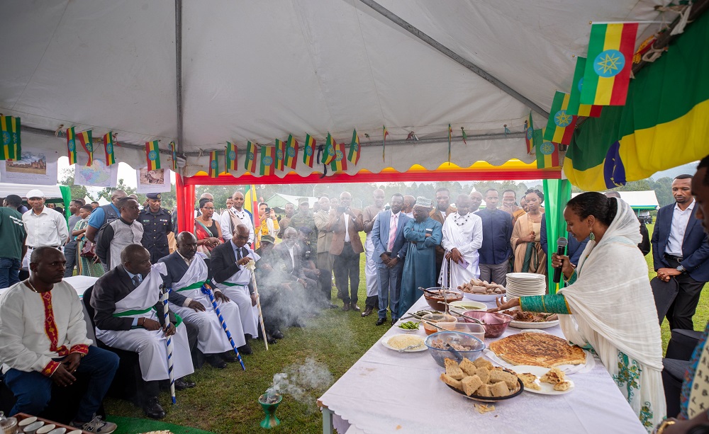 Abo muri Ethiopia bamuritse umuco w'Igihugu cyabo