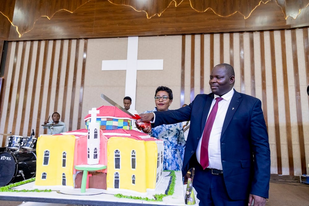 Bakase umugati ukoze mu ishusho y