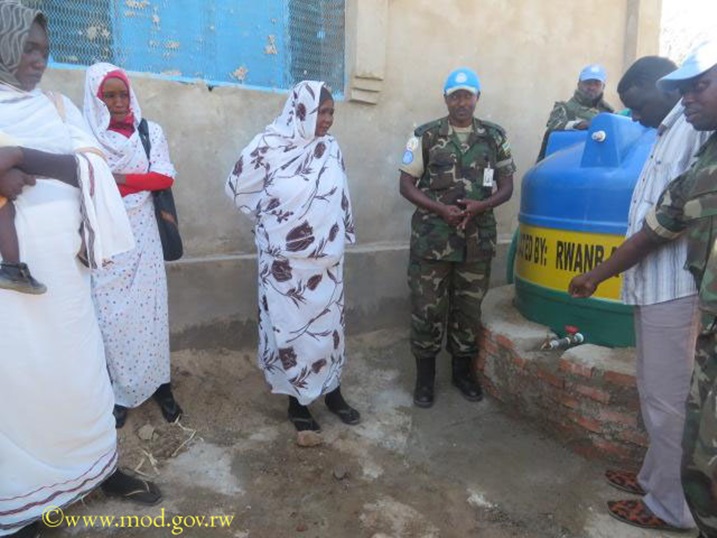 Iki kigega cyatanzwe ku mpano yavuye mu mishahara abasirikare ba RDF bakusanyije.
