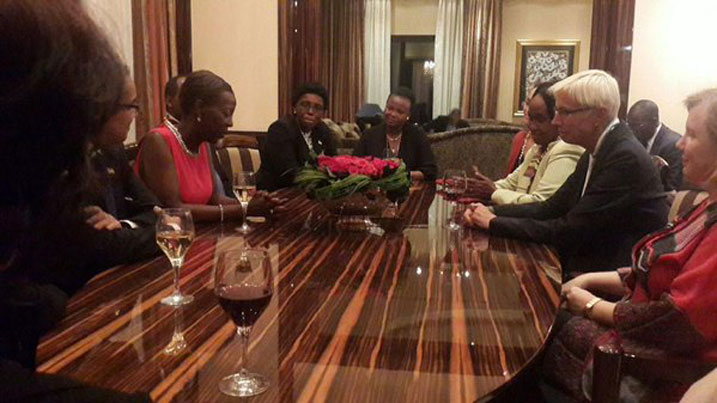 Aha Minisitiri Mushikiwabo, kuri uyu wa 28 Ukwakira 205 i Berlin, aganira n