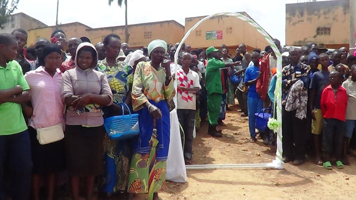 Aha ni mu Gasantire ka Mbuye mu Karere ka Muhanga hafi y'i Ruri. Abahatuye bajya ku Bitaro bya Ruri n'amaguru mu gihe kujya ku Bitaro bya Kabgayi bibasa itike ya 2000FRW mu mudoka.