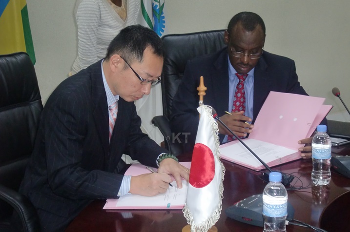 Tomio Sakamoto ushinzwe ibikorwa bya Ambasade y