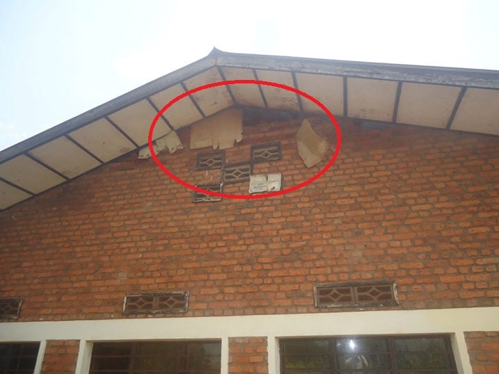 Aha niho inyubako yangiritse uducurama tukaba tubonye inzira.