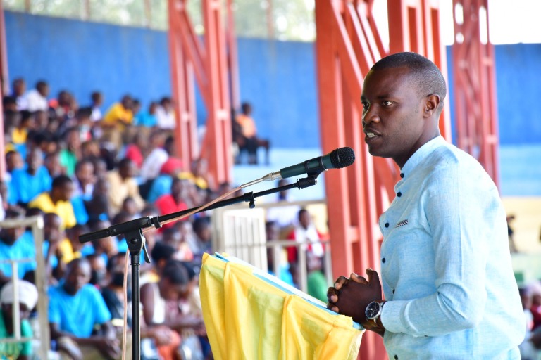 Meya Niyomwungeri ati ibiruhuko si ukwicara imbere ya televiziyo, ni umwanya wo kwitoza umurimo 