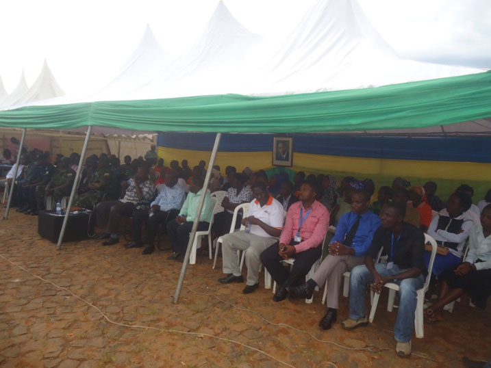 Abakozi n'abafatanyabikorwa barasabwa kurushaho gusenyera umugozi umwe.