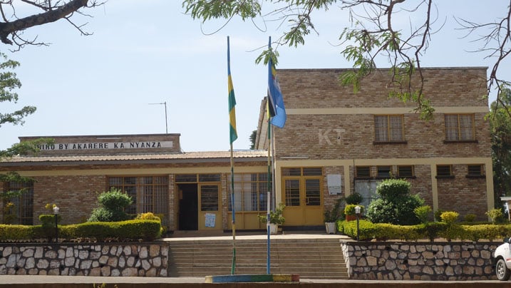 Akarere ka Nyanza gakorera mu nzu yari itakijyanye n