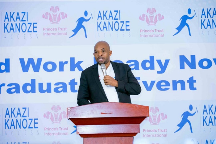 Umuyobozi wa Akazi Kanoze, Anthony Busingye