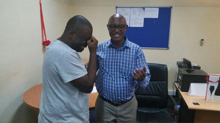 Kwihangana byamurenze ararira kuko atatekerezaga ko yahabwa ubufasha bwihuse ku burwayi butuguranye yari agize.