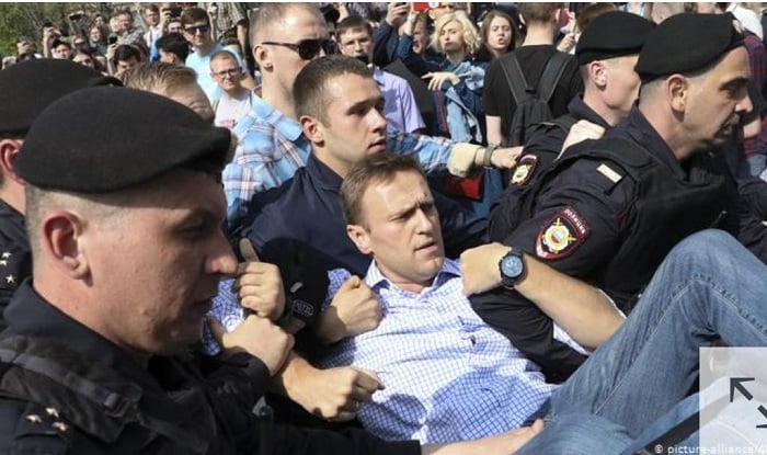 Navalny yafashwe akekwaho kwigwizaho imitungo