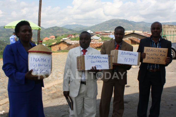 Intumwa zitumikiye abaturage ba Ngororero basaba ko Kagame yakwemererwa kongera kwiyamamaza.
