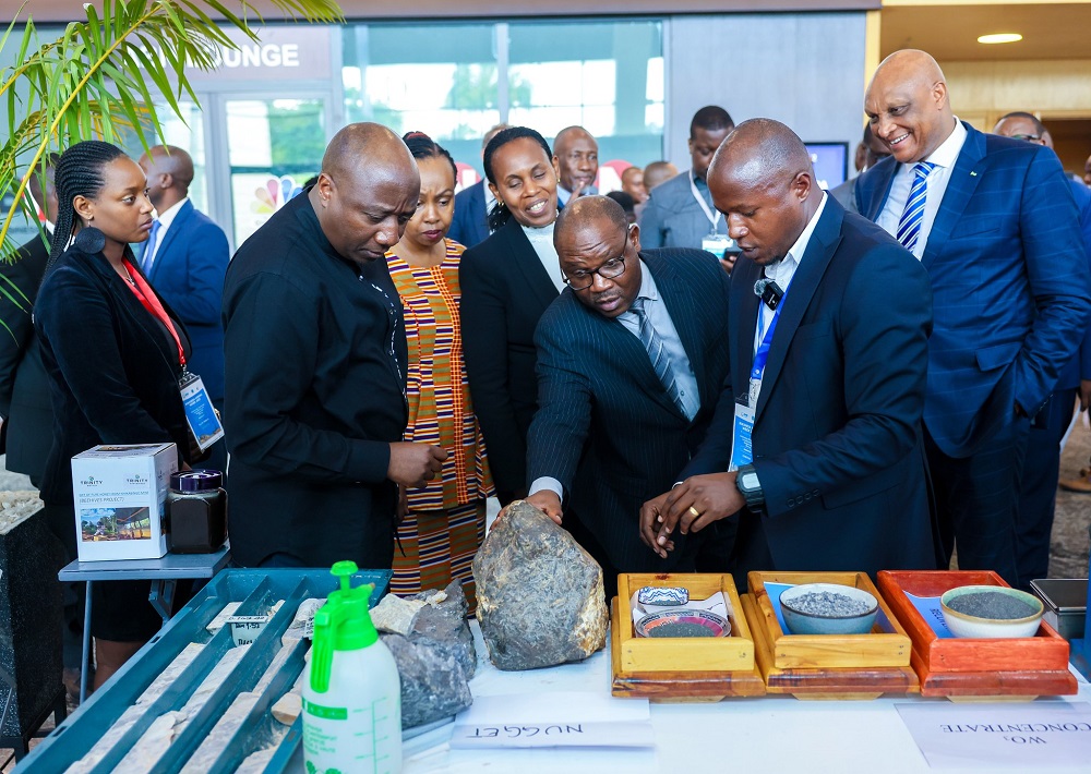 Bamurikiwe bumwe mu bwoko bw'amabuye y'agaciro aboneka mu Rwanda
