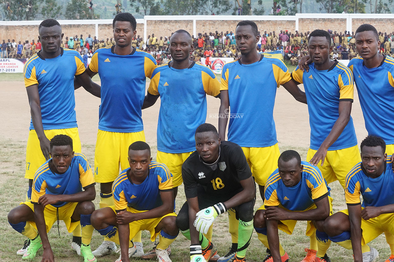 Abakinnyi 11 b'Amagaju babanje mu kibuga