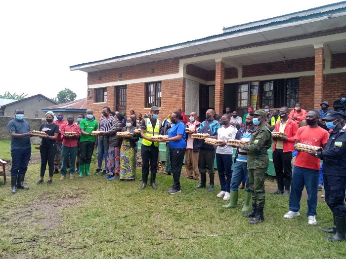 Abaturage bashimiwe n'abayobozi mu nzego zinyuranye
