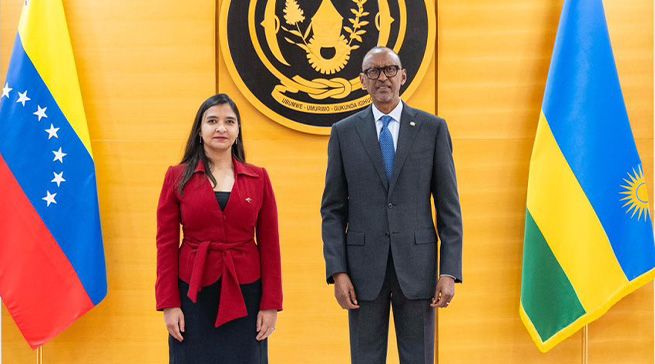 Perezida Kagame yakiriye na Fátima Yesenia Fernandes Juárez, ugiye guhagararira Venezuela mu Rwanda