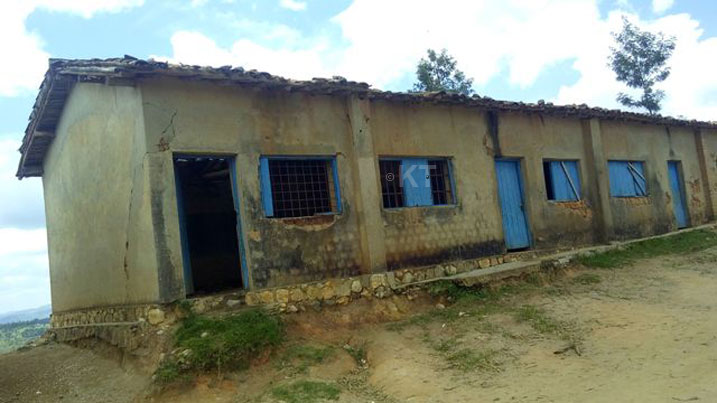 Amashuri y'i Nyamirembe ashaje.