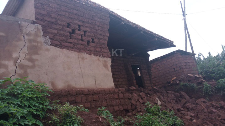 Yasenye amazu 170.