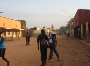 Amazu atari etaje ntacyemewe rwagati mu mugi wa Butare.