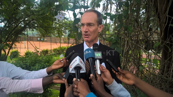 Ambasaderi Ralf Heckner uhagarariye igihugu cy'Ubusuwisi mu Rwanda.