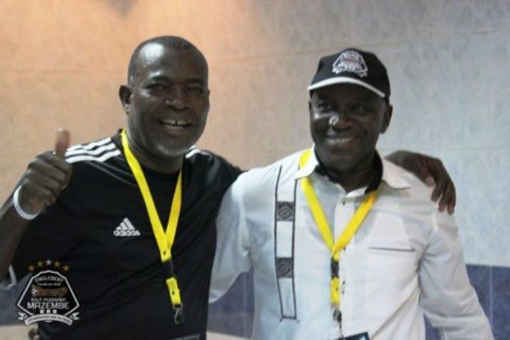 Andy Mfutila (ibumoso) yasabwe guhesha Rayon Sports igikombe cya shampiyona,
