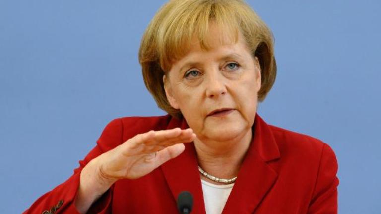 Angela Merkel yatangaje ko aziyamamariza manda ya kane