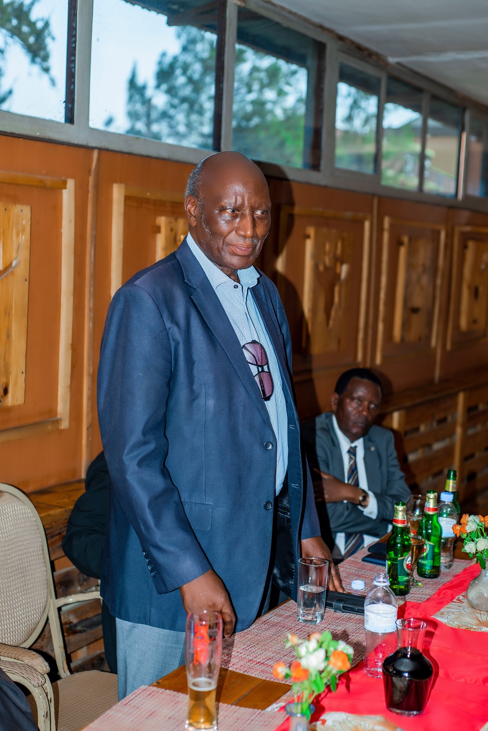 Bishimiye kongera guhura na Nshimyiryayo Angelo wabaye umwarimu wabo