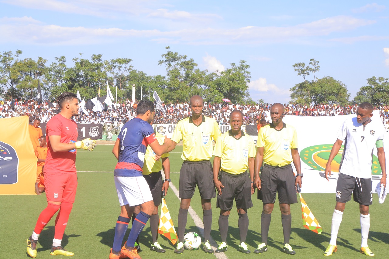 Abasifuzi bo muri Eswatini bari basifuriye APR na Club Africain, uwo hagati azagaruka mu Rwanda asifurire na Mukura