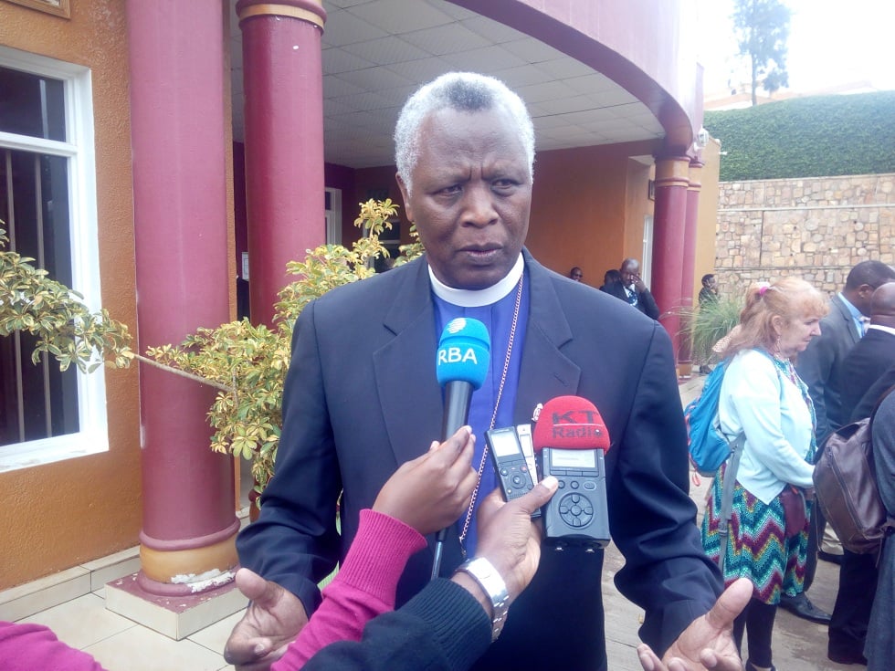 Archbishop Dr Laurent Mbanda avuga ko iyo kaminuza izakira abantu b