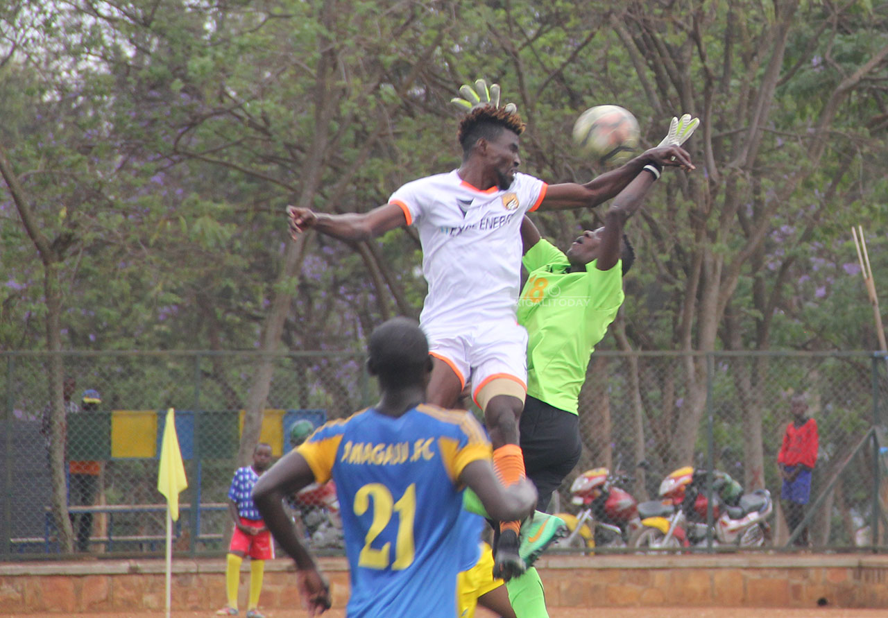 Bugesera ubwo yatsindaga igitego ariko kiakngwa, nyuma y'aho Samson Ikechukwu yari yakoreye ikosa umunyezamu w'Amagaju