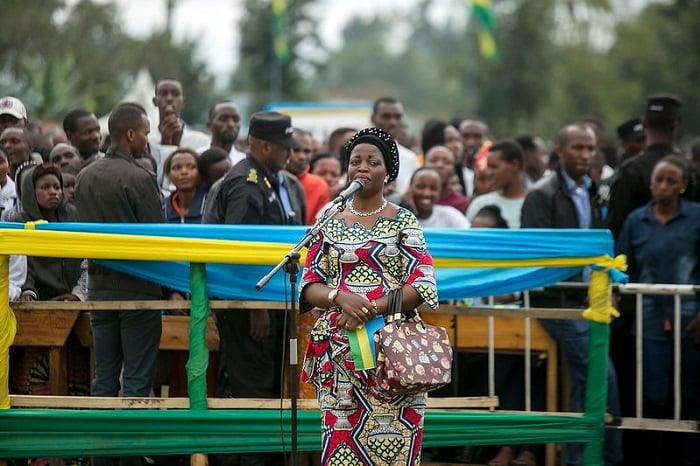 Aha Salukondo yasabaga Perezida Kagame guhabwa ubwenegihugu bw'u Rwanda