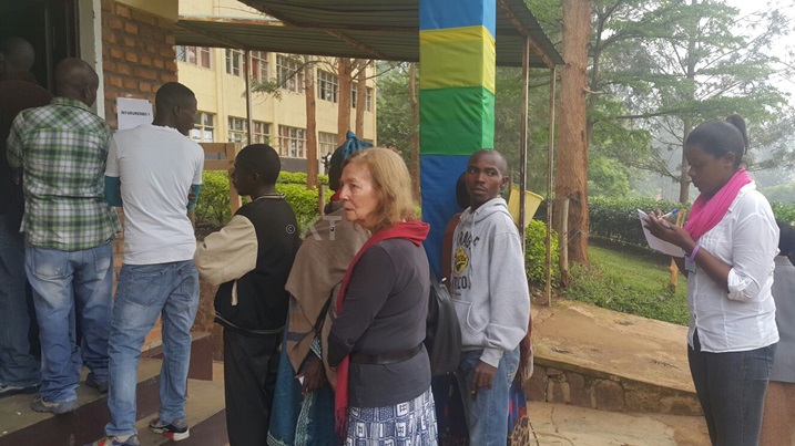 Uwo muzungukazi afite ubwenegihugu bw'u Rwanda yatoreye kuri site yo mu rugunga mu karere ka Nyarugenge.