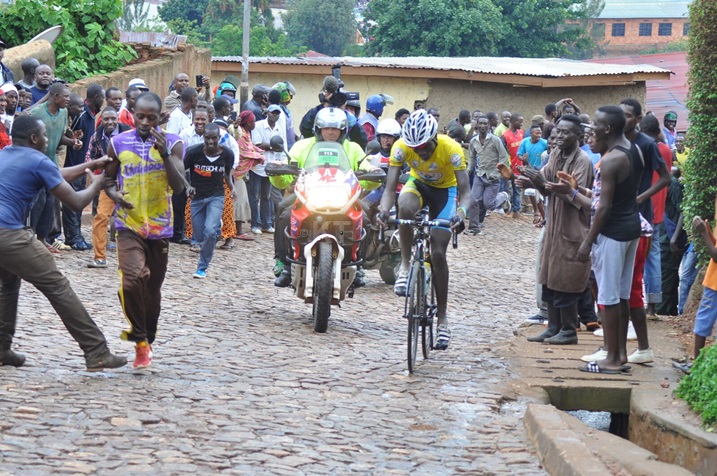 Mu muhanda w'amabuye ahazwi nko kwa mutwe niho ikipe y'Abanyarwanda yigaranzuriye mu buryo bugaragara abo bari bahanganye, kuko hazamuka cyane.