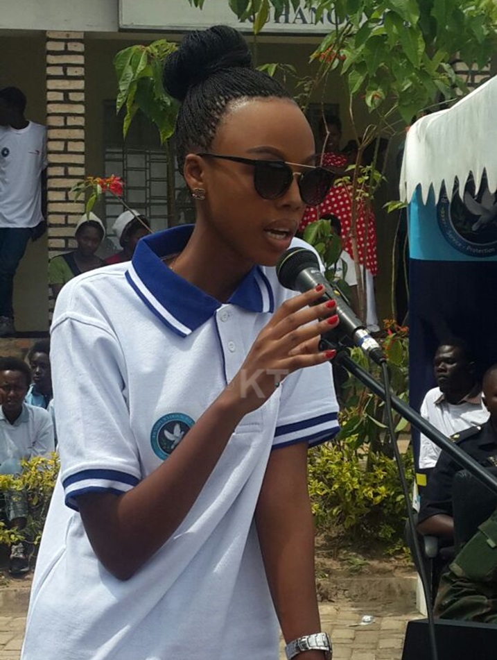 Miss Mutesi vuga umwana wese atari uw'uwamubyaye gusa.