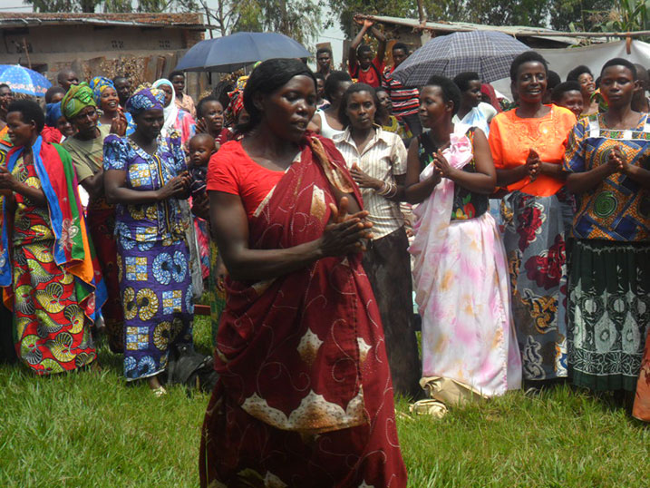 Abagore bishimira aho bavuye n