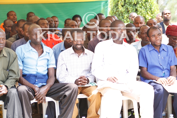 Ba gitifu b'utugari bavugwaho gutekinika nta buryo bwo gukoresha interineti basanganywe.