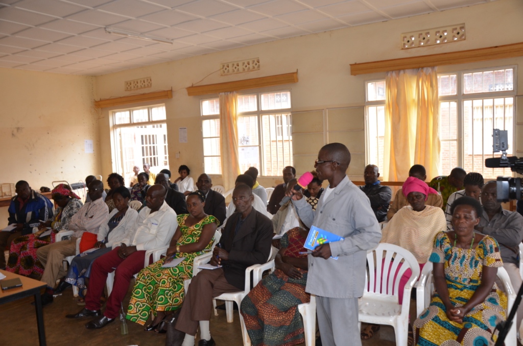 Ba Marayika murinzi barifuza ko abana bakuye mu bigo by'imfubyi babegukana ku buryo bwa burundu