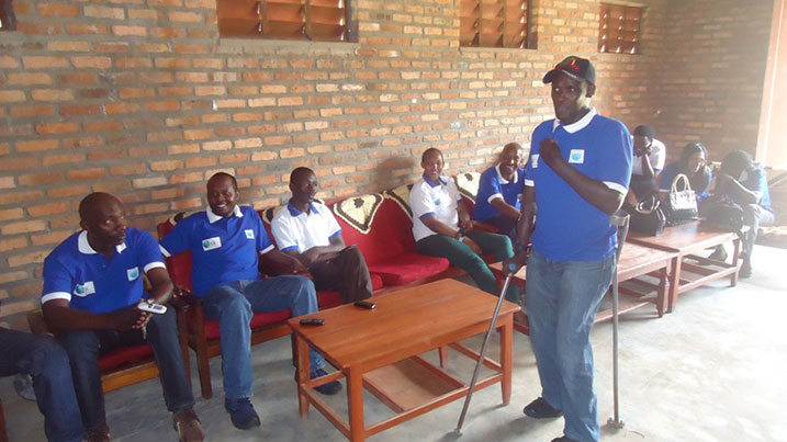 Badege yasabye uru rubyiruko kwigirira icyizere.