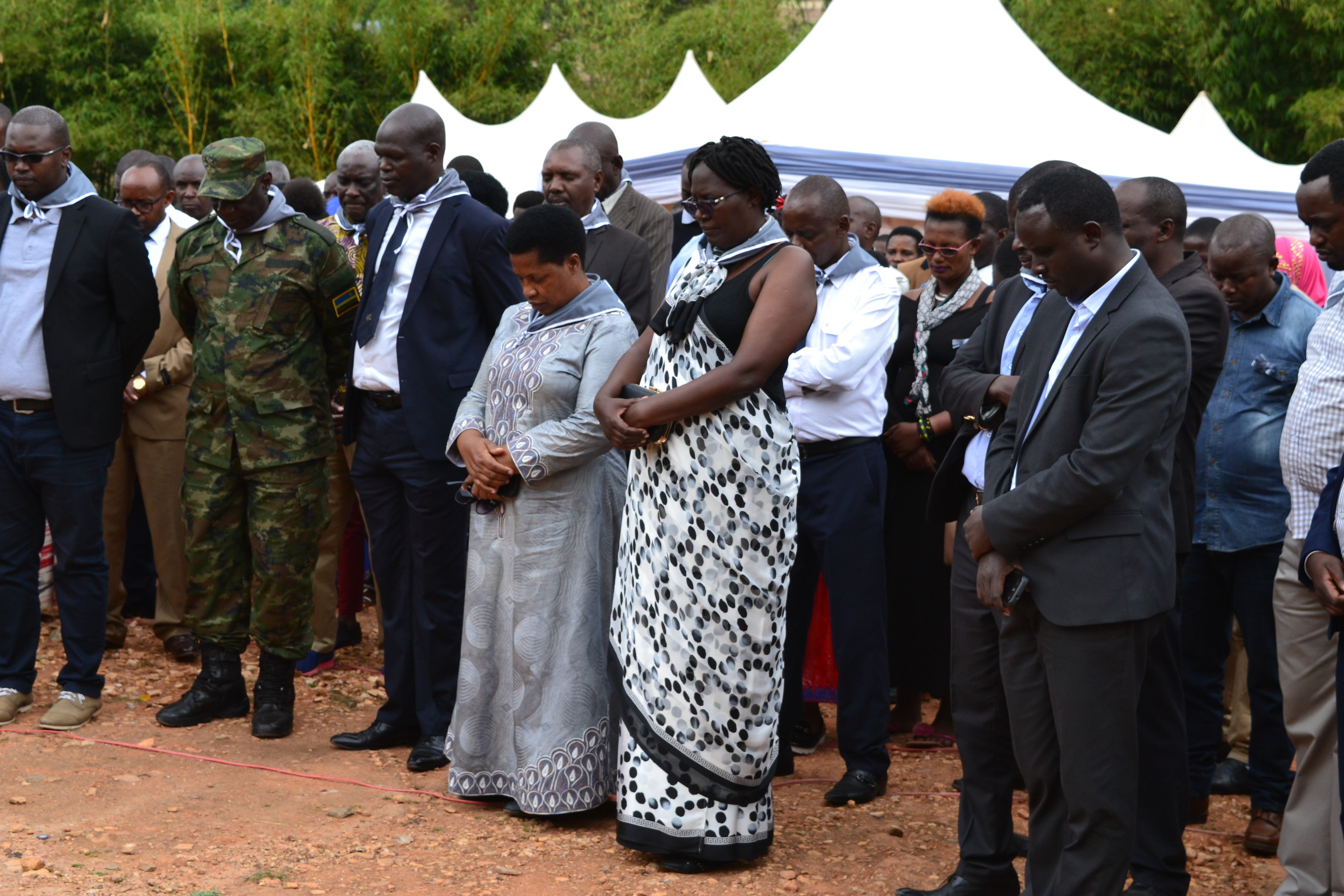  Bafashe umunota wo kwibuka Abatutsi bazize Jenoside bashyinguye mu Rwibutso rwa kabgayi