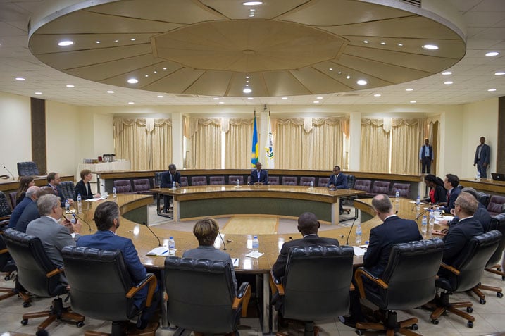 Baganira na Perezida Kagame.