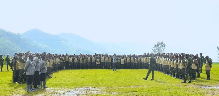 Bagiye bahabwa amasomo atandukanye ajyanye n'imikoro ngiro