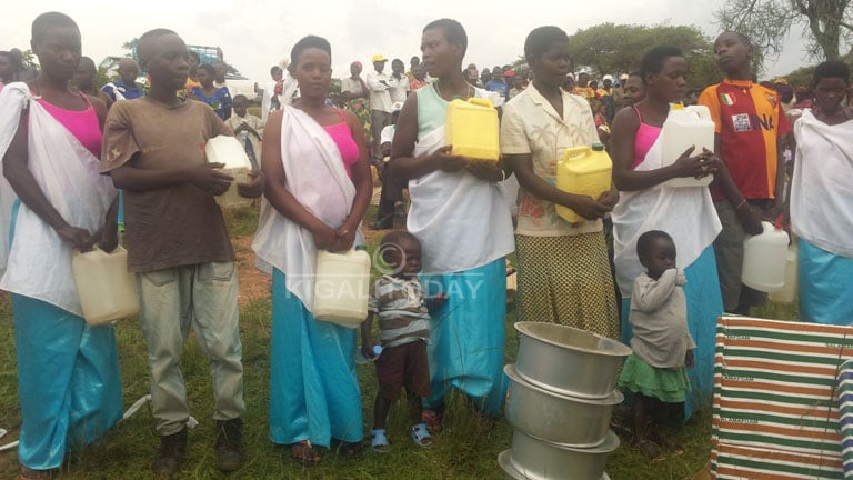 Bahawe n'ibikoresho byo mu rugo 