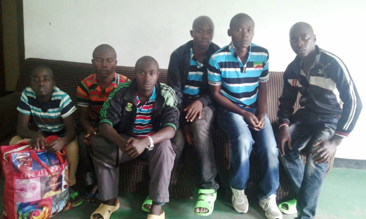 Mu gihe abandi bajyanwaga mu nkambi i Kisangani aba bo bahisemo gutaha mu Rwanda.