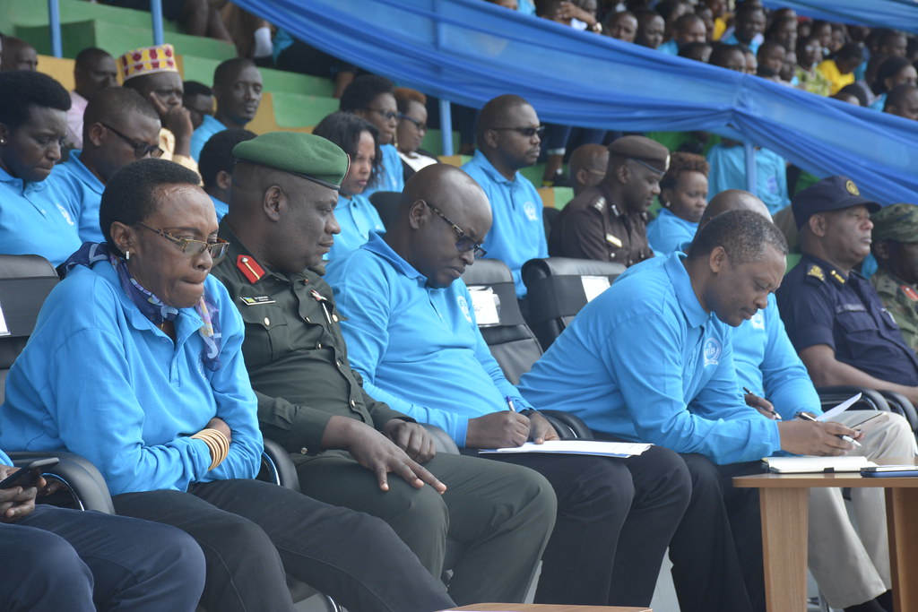 Bamwe mu bayobozi mu nzego zitandukanye bitabiriye ubukangurambaga