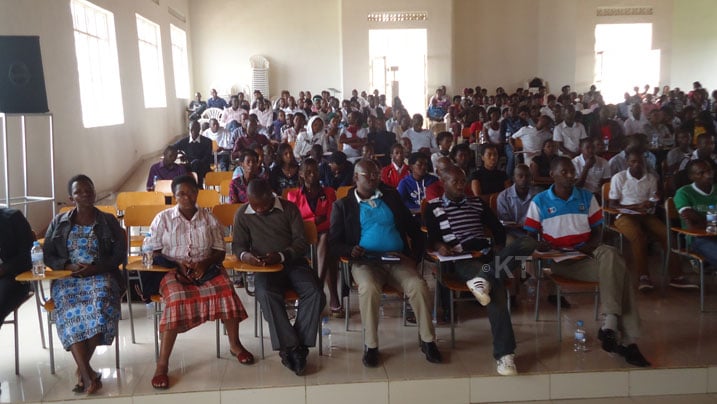 Bamwe mu rubyiruko rushamikiye ku muryango wa FPR bari mu mahugurwa