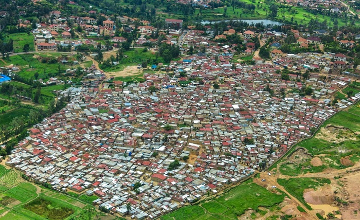 Abatuye muri aka gace kazwi nka Bannyahe bagaragaza impungenge mu buryo bwo kubimura