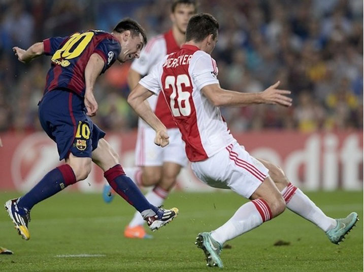 FC Barcelone yabashije gitsinda Ajax 3-1.