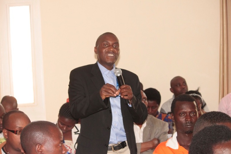 Barore we abona hihutirwaga gukosora ibyavugwaga nabi kurusha guhindura ibisanzwe bidateje ikibazo.