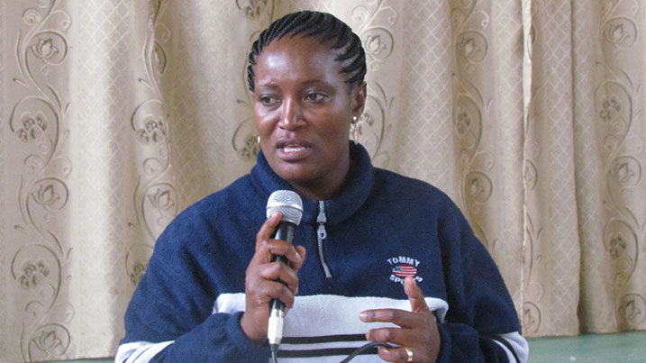 Senateri Uwimana yasabye abashinzwe umutekano gushyira imbaraga mu gushaka umutekano ku rwego rw