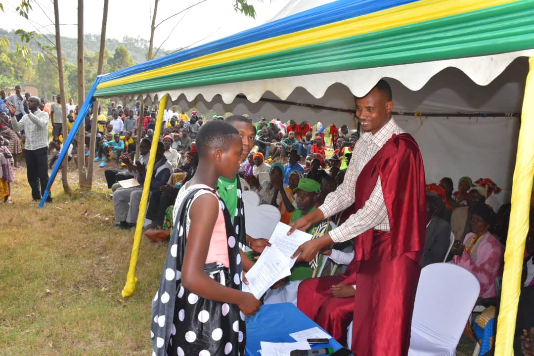 Bashyikirije imihigo yabo ubuyobozi bw'Umurenge